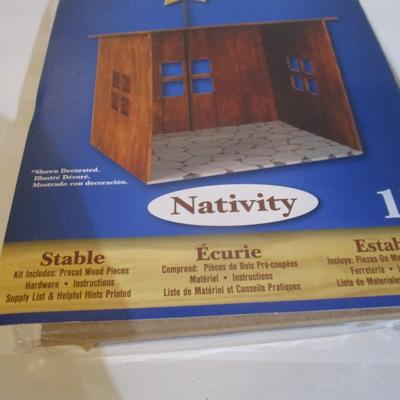 5 - Premium Series Wood Model Kit Nativity Stables Choice I