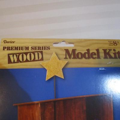 5 - Premium Series Wood Model Kit Nativity Stables Choice J