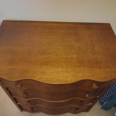 Vintage Wood Finish Dresser (No Contents)