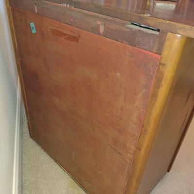 Vintage Wood Finish Dresser (No Contents)