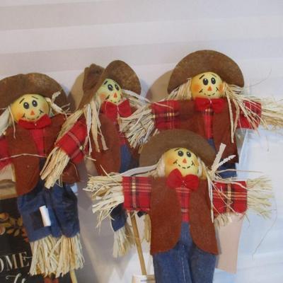 New 25+ Craft Supplies Creatology Give Thanks Felt Stickers Wood Stickers Scarecrows Choice Y/Z/AAA (See All Pitures)