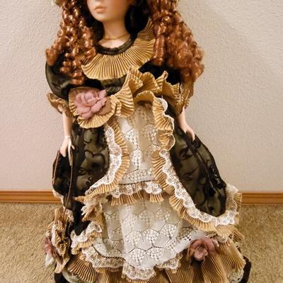 The Broadway Collection Porcelain Doll COA & Numbered 203/2400