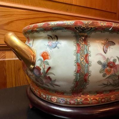 Japanese Painted and Gilt Porcelain Foot Bath Bowl