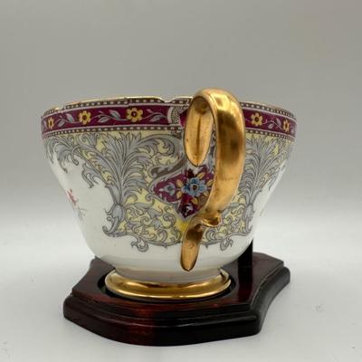 Shelley Georgian Teacup and Saucer