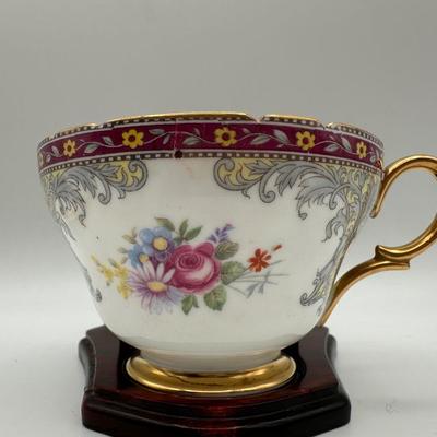 Shelley Georgian Teacup and Saucer