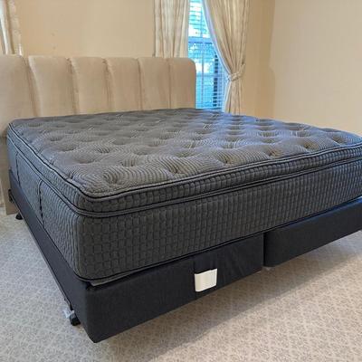 King Hybrid Platinum Park Lane Mattress and Twin Box Springs