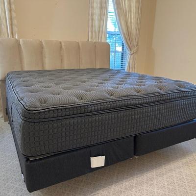 King Hybrid Platinum Park Lane Mattress and Twin Box Springs