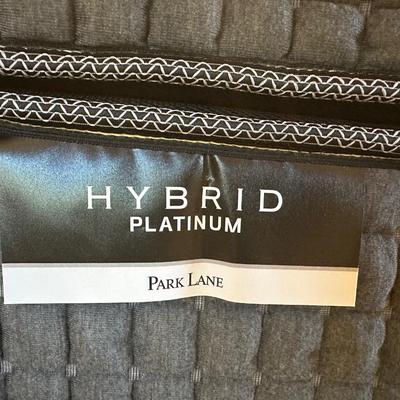 King Hybrid Platinum Park Lane Mattress and Twin Box Springs