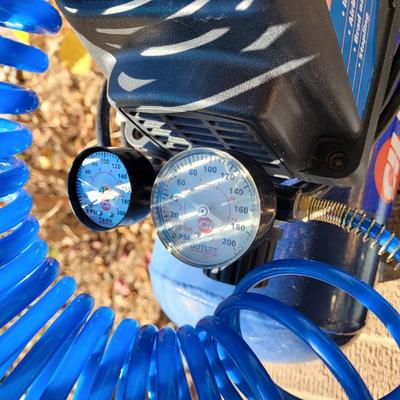 Cambell hausfeld air compressor tested and works