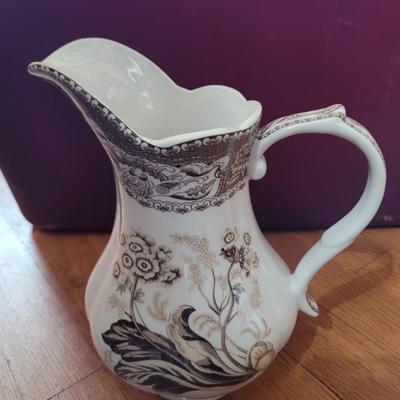 Ceramic vase
