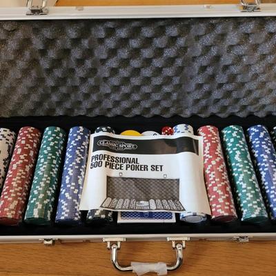 Brand new poker chip set locking case