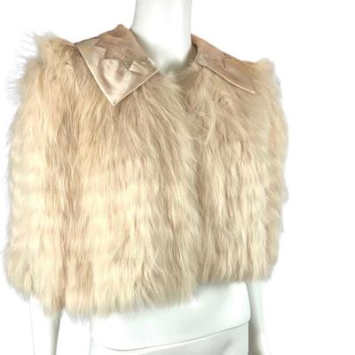 218. FENDI Pink Fur Shawl with Lace Collar
