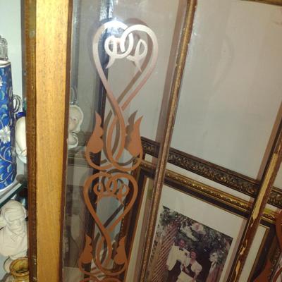 Glass Front Curio Cabinet (No Contents)