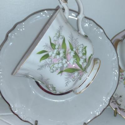 Collection of Six Cups with Saucers- Assorted Makers (Choice A)