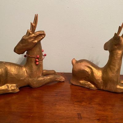 Pair of Vintage paper mâché Christmas reindeer