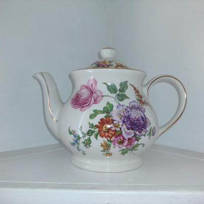 Sadler English China Teapot
