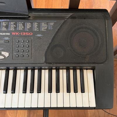 Casio WK-1350 Electric Keyboard with Adjustable Stand and Storage Bench (LR-DZ)