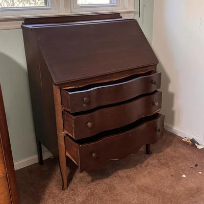 Wooden Secretary Desk w/ Three Drawers (PB-DZ)