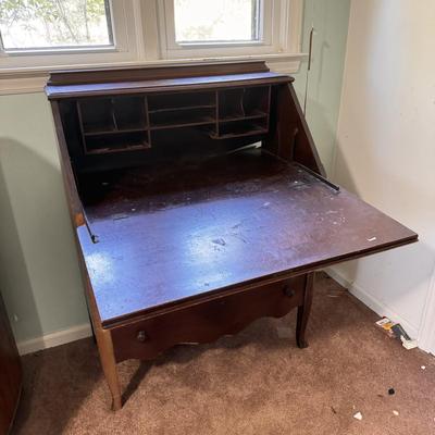 Wooden Secretary Desk w/ Three Drawers (PB-DZ)