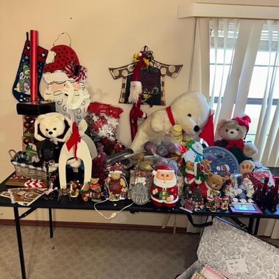 CHRISTMAS TABLE LOT - LEFT SIDE