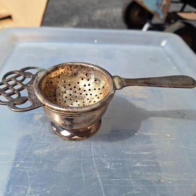 Vintage Silver Plated 2 Piece Tea Strainer