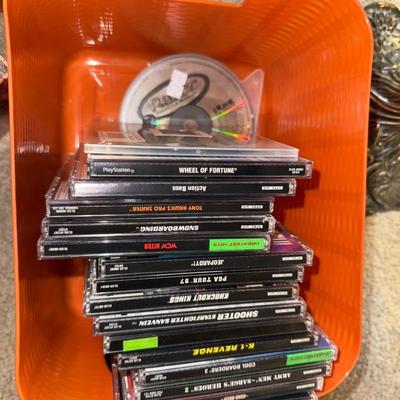 SLAG LAMP, VIDEO GAMES, SPORT CARD LOT