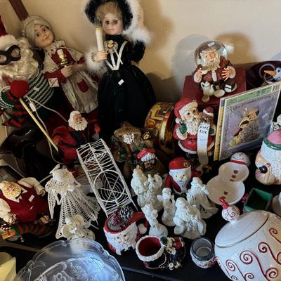 CHRISTMAS LOT - RIGHT SIDE