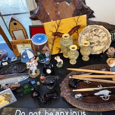 BOYS ROOM LEFT TABLE LOT