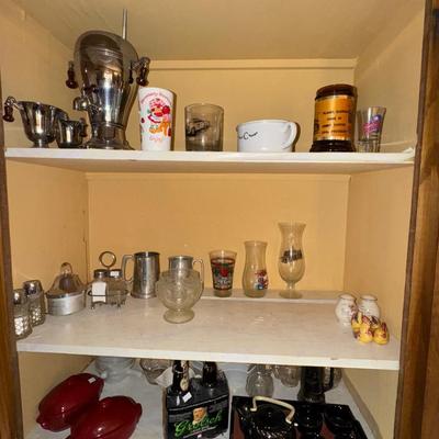 KITCHEN MISCELLANEOUS LOT