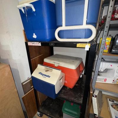 IGLOO COOLER, BLACK ROLLING SHELF LOT