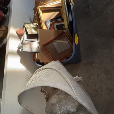 PICTURE FRAMES, CRADLE LOT
