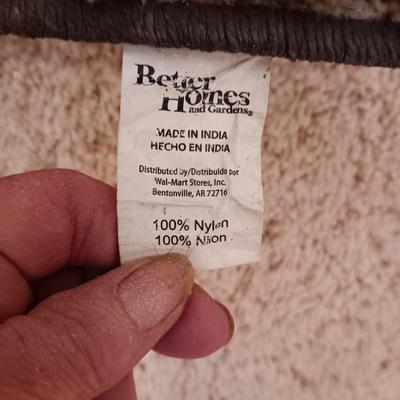 AREA RUG AND HALL RUNNER RUG