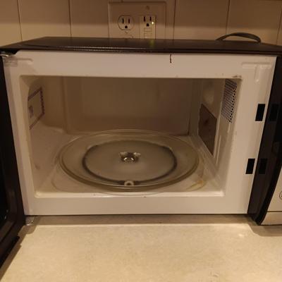 SMALLER HAIER MICROWAVE