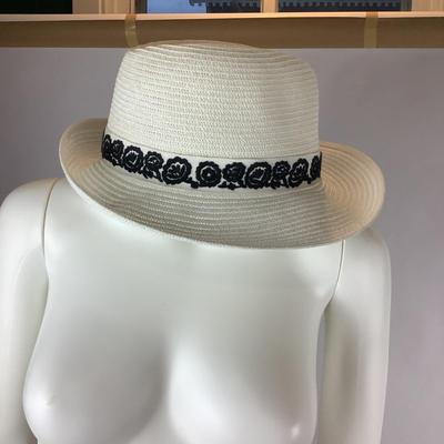 311 Christian Dior Black and White Weave Hat
