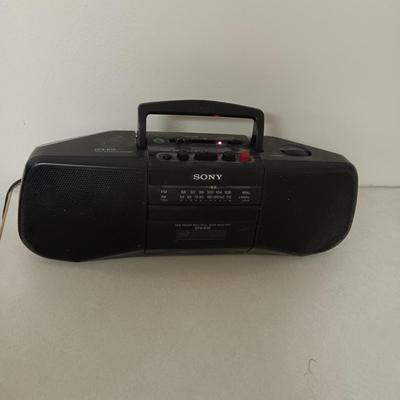 SONY STEREO CASSETTE PLAYER