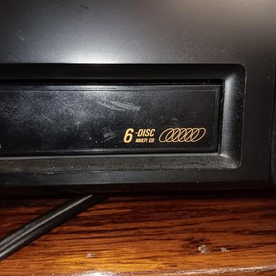 PIONEER MULTI-DISC PLAYER PLUS MUSIC ON CD