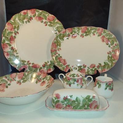 Nikko Tableware Pink Floral Dinnerware- Approx 55 Pieces