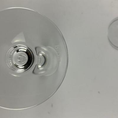 383 Lot of Two Champagne Flutes & Two Wine Glasses By Riedel