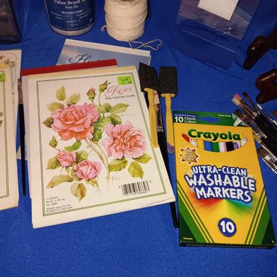 ARTISTS PAINT BRUSHES AND MORE