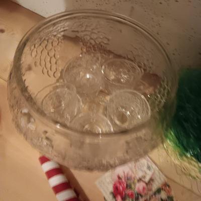 VALENTINES, EASTER, 4TH OF JULY AND A PUNCH BOWL