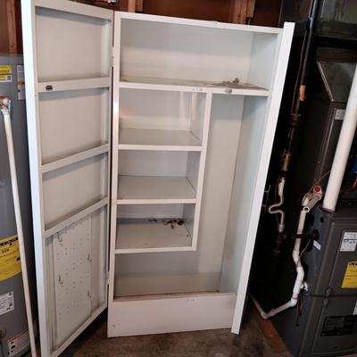 METAL STORAGE CABINET