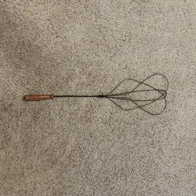 RUG BEATER