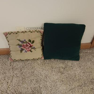GLASS MOSAIC AND CLAY VASES, CONTAINERS AND THROW PILLOWS