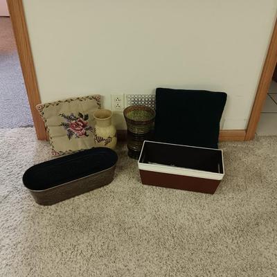 GLASS MOSAIC AND CLAY VASES, CONTAINERS AND THROW PILLOWS