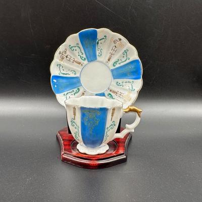Vintage Demitasse Tea Cups & Saucers, Occupied Japan