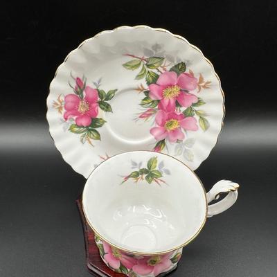 Royal Albert Prairie Rose Tea Cup & Saucer