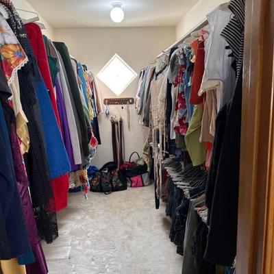 Master closet 