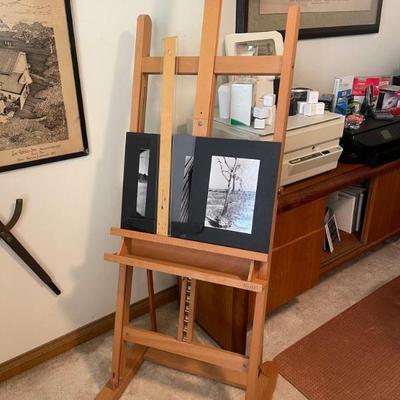 Large easel 