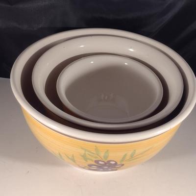 Set of Three Nesting 'Antipasto' Ceramic Bowls