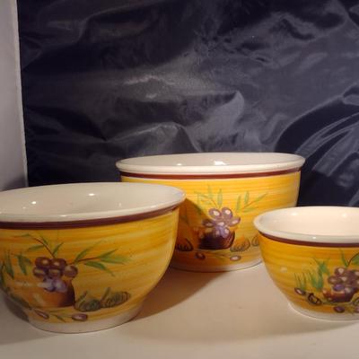 Set of Three Nesting 'Antipasto' Ceramic Bowls